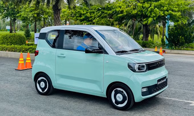 Mẫu Wuling Mini EV trong sự kiện ra mắt tại TP HCM hồi tháng cuối tháng 6/2023. Ảnh: Phạm Trung