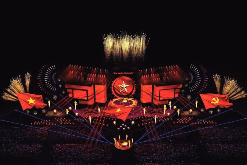 Phối cảnh sân khấu chương trình nghệ thuật chính luận đặc biệt Âm vang Tổ quốc.