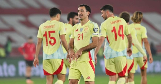 Oyarzabal mừng bàn trong trận Tây Ban Nha thắng Georgia 4-0 ở vòng loại World Cup trên sân Boris Paichadze Dinamo, Tbilisi tối 15/11. Ảnh: EFE