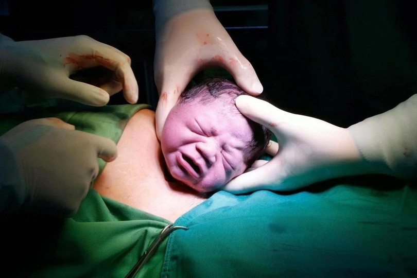 Pháp luật Việt Nam nghiêm cấm mọi hành vi lựa chọn giới tính thai nhi và có quy định xử phạt nghiêm minh đối với vi phạm. Ảnh: Bệnh viện Phụ sản Hà Nội. Pháp luật Việt Nam nghiêm cấm mọi hành vi lựa chọn giới tính thai nhi và có quy định xử phạt nghiêm minh đối với vi phạm. Ảnh: Bệnh viện Phụ sản Hà Nội.