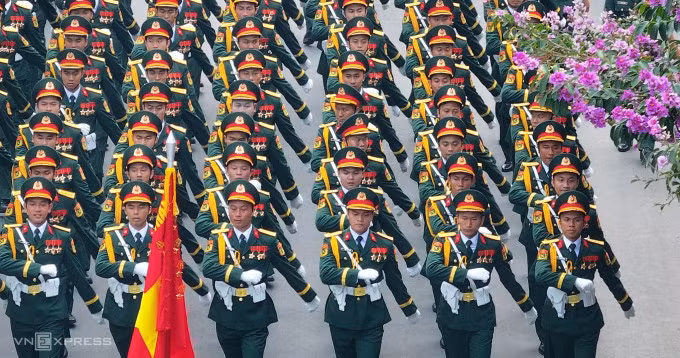 Tổng duyệt diễu hành mừng 70 năm chiến thắng Điện Biên, tháng 5/2024. Ảnh: Ngọc Thành