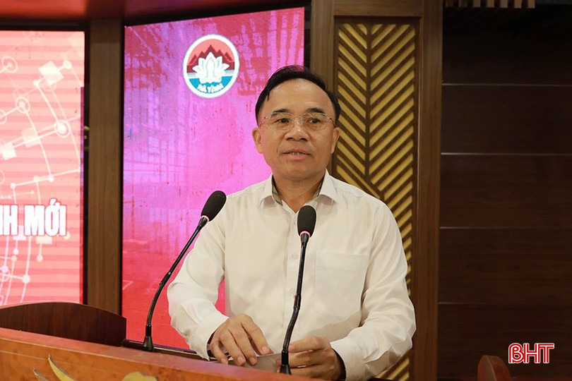 Giám đốc Sở Khoa học và Công nghệ tỉnh Bùi Quang Hoàn phát biểu tại hội thảo. bqbht_br_z6810054442073-93ae2ecd6985ca4e7561870f59642f81.jpg
