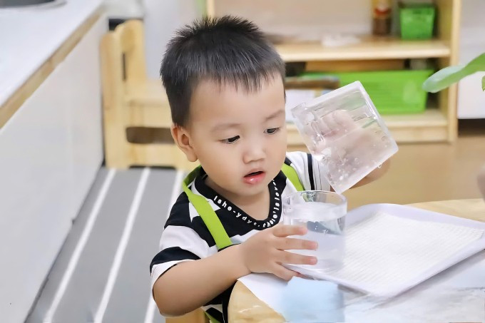 Học sinh mầm non tại một trường ở quận Cầu Giấy. Ảnh: Hoàng Phong Học sinh mầm non tại một trường ở quận Cầu Giấy. Ảnh: Hoàng Phong