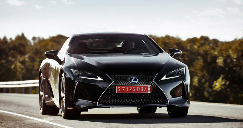 chiem nguong ve dep cua lexus lc 2017