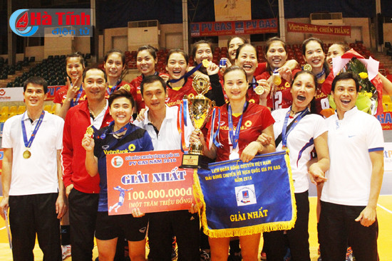 ngan hang cong thuong doat cup vo dich bong chuyen nu pv gas 2016