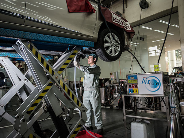 da co dich vu ve sinh gian lanh dieu hoa chinh hang cua toyota