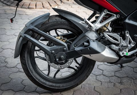 doi thu cua ktm rc200 gia hon 80 trieu dong