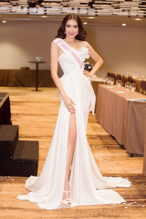 my nhan viet mac dep nhat tuan