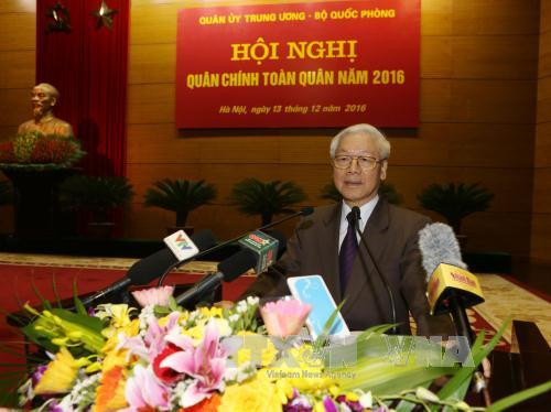 tong bi thu nguyen phu trong tiep tuc xay dung the tran long dan