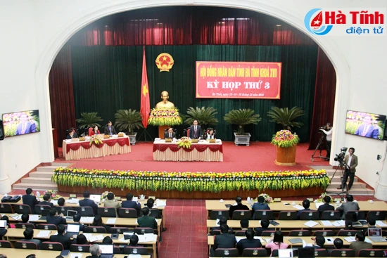 dai bieu hdnd tinh thao luan tai hoi truong ve kt xh cac bao cao de an to trinh du thao nghi quyet