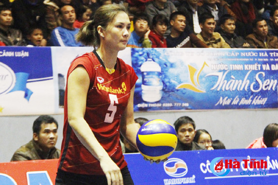 ngan hang cong thuong doat cup vo dich bong chuyen nu pv gas 2016