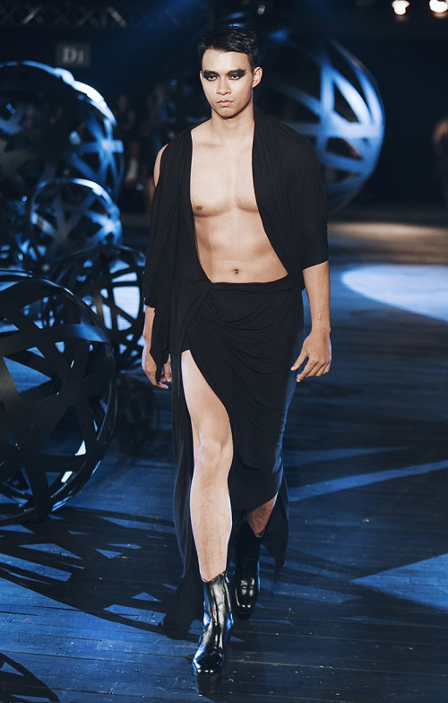 10 man catwalk an tuong cua thoi trang viet 2016