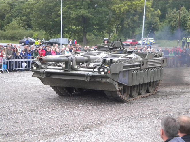 xe tang khong thap phao ky la cua thuy dien