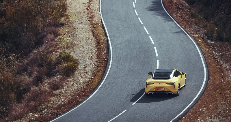 chiem nguong ve dep cua lexus lc 2017