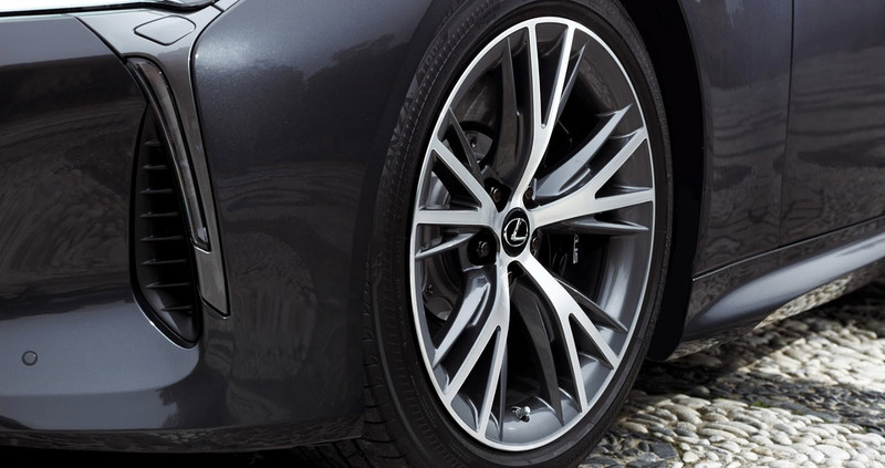 chiem nguong ve dep cua lexus lc 2017