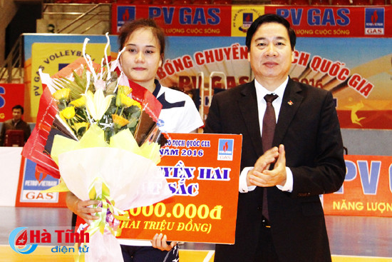 ngan hang cong thuong doat cup vo dich bong chuyen nu pv gas 2016