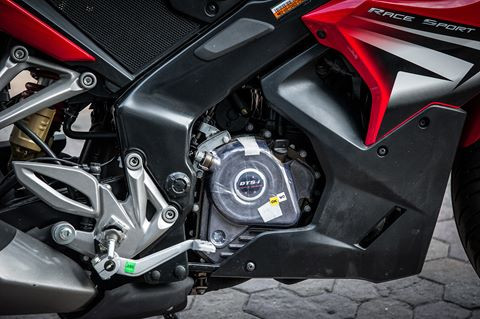 doi thu cua ktm rc200 gia hon 80 trieu dong