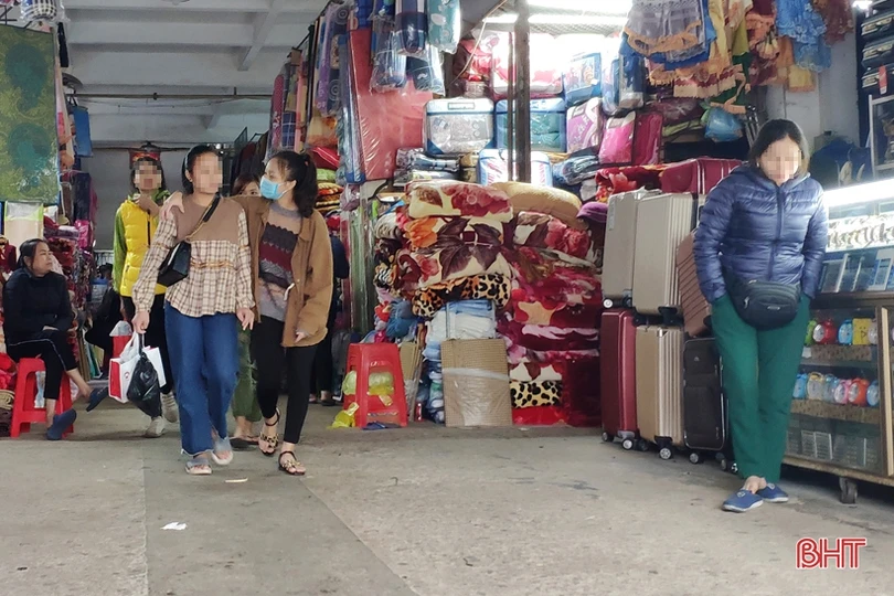 Người dân Hà Tĩnh vẫn lơ là, chủ quan phòng dịch Covid-19