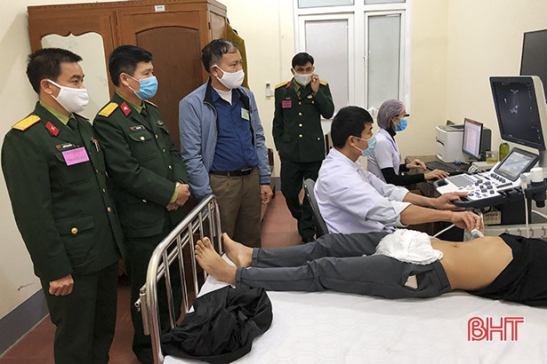 484 thanh niên Đức Thọ khám tuyển nghĩa vụ quân sự năm 2021