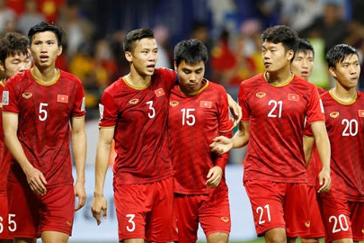 Lãnh đạo VFF cùng tuyển thủ Việt Nam chúc tết người hâm mộ