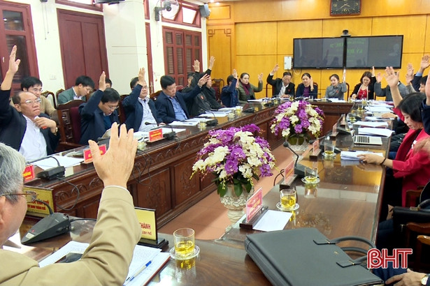 HĐND thành phố Hà Tĩnh miễn nhiệm, bầu một số chức danh