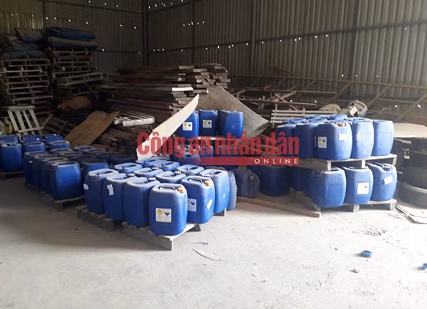 Tinh vi sản xuất ma túy trái phép từ thuốc thú y, tiền chất