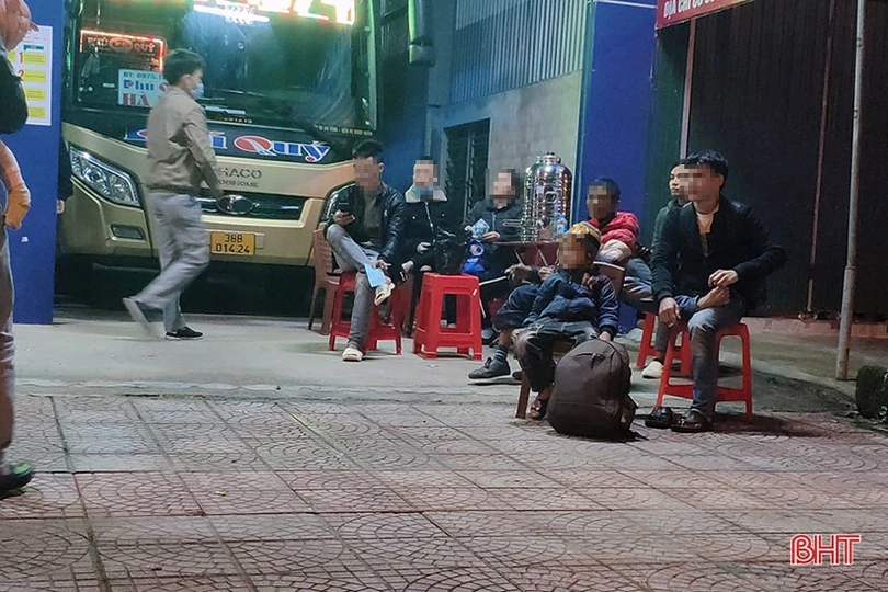 Người dân Hà Tĩnh vẫn lơ là, chủ quan phòng dịch Covid-19