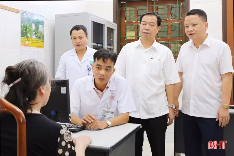 Chuyện nghề của những bác sỹ chữa bệnh tâm thần ở Hà Tĩnh