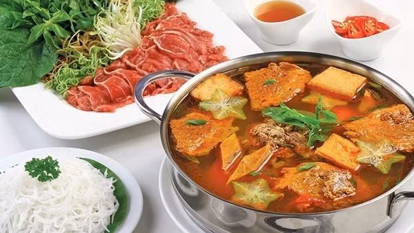 Ngày lạnh thưởng thức lẩu riêu cua