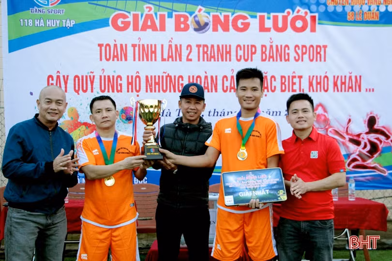 FC Bằng Sport vô địch giải bóng lưới tranh cúp Bằng Sport lần thứ 2