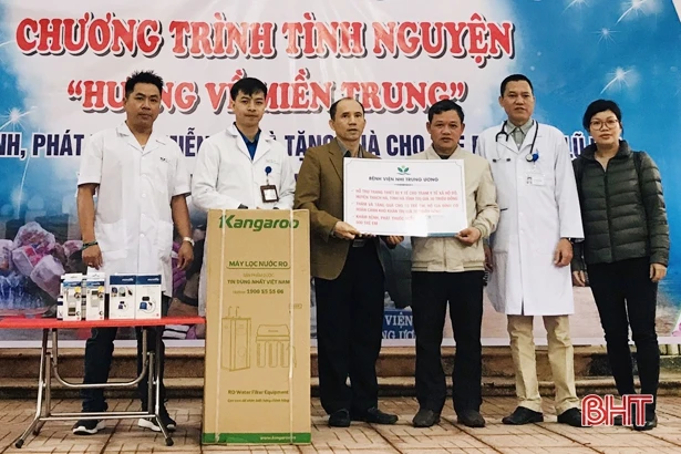 Khám bệnh, cấp phát thuốc miễn phí cho 600 thiếu nhi huyện Lộc Hà