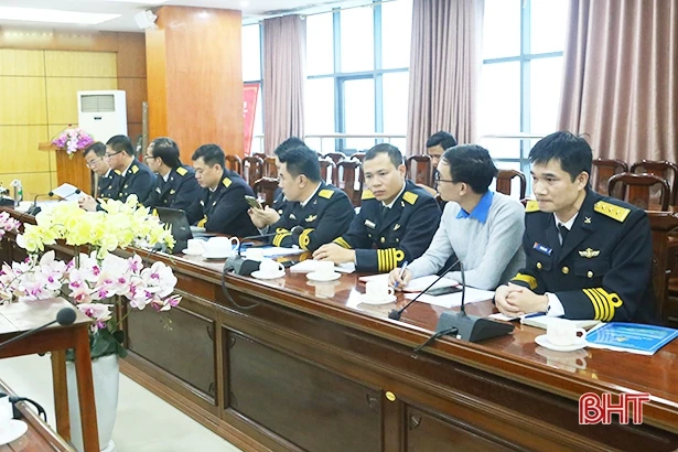 Hỗ trợ ngư dân Hà Tĩnh tích cực vươn khơi, bảo vệ chủ quyền biển, đảo