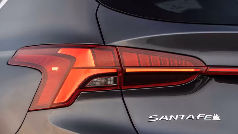 Hyundai Santa Fe 2021 sẽ tăng giá bán
