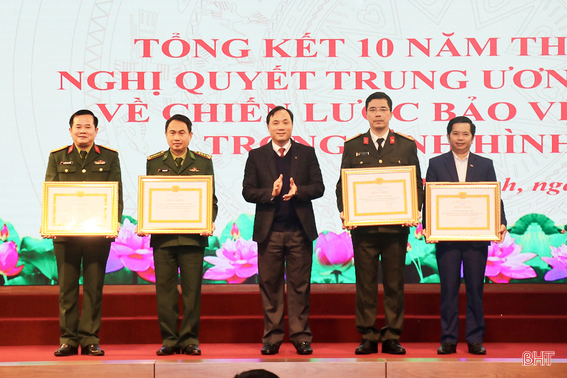 Tập trung thực hiện thắng lợi các chủ trương, chính sách về nhiệm vụ đảm bảo QP-AN, bảo vệ vững chắc Tổ quốc
