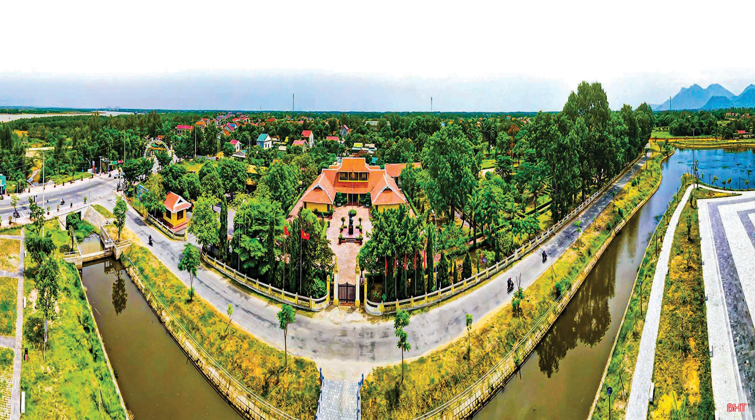 bqbht_br_t19-thanhnam-toan-canh-khu-luu-niem-dai-thi-hao-nguyen-du-thi-tran-tien-dien-huyen-nghi-xuan-anh-thanh-nam.jpg