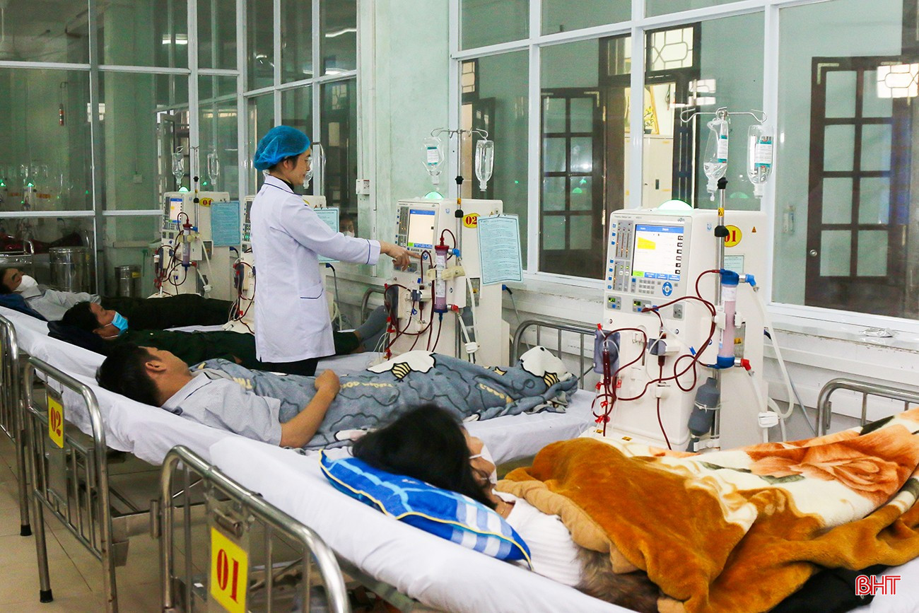 bqbht_br_he-thong-14-may-chay-than-tai-bvdk-tx-ky-anh-da-ho-tro-doi-ngu-y-bac-si-giam-tai-ap-luc-va-nguoi-benh-giam-ganh-nang-dieu-tri-giup-giam-tai-o-benh-vien-tuyen-tren.jpg
