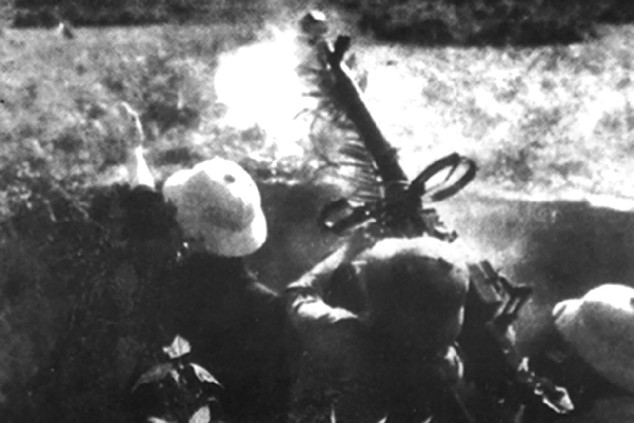 tieu-doan-8-phao-cao-xa-bo-doi-dia-phuong-ha-tinh-chien-dau-tai-nga-ba-dong-loc-anh-tu-lieu.jpg