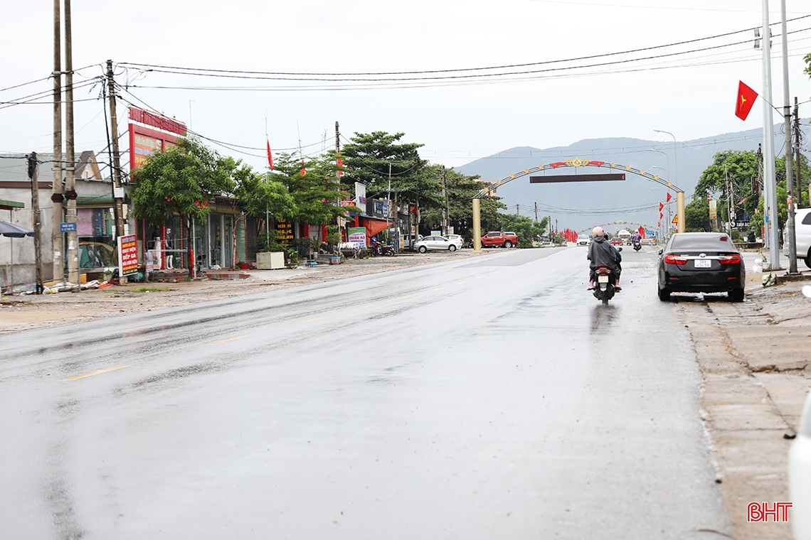 Thị xã Kỳ Anh mạnh tay xử lý vi phạm hành lang an toàn giao thông 