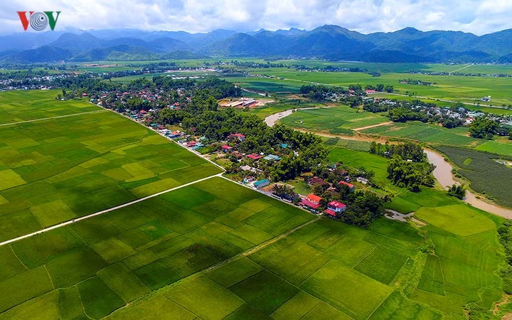 Ảnh: Ngắm sự đổi thay của Chiến trường Điện Biên Phủ từ trên cao