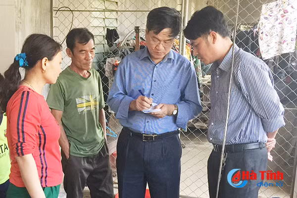 dau nhiem gieng nuoc cac ho dan huong trach la dau diesel