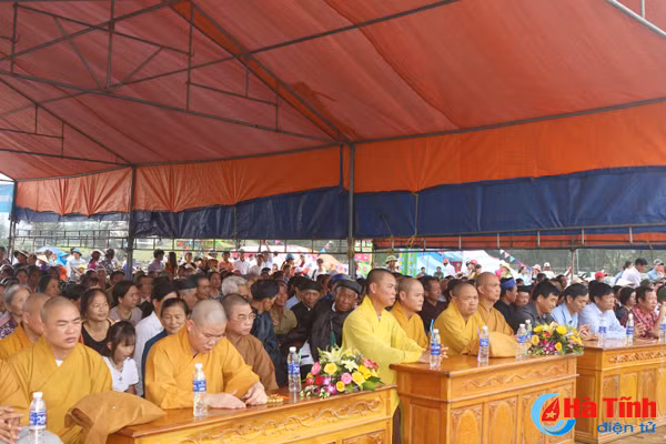 no nuc khai hoi chua kim dung