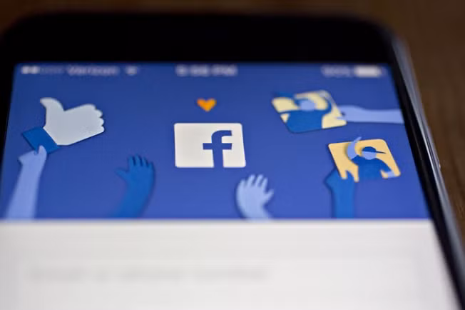 khong phai chuyen dua facebook dang can nhac tung ban tra phi