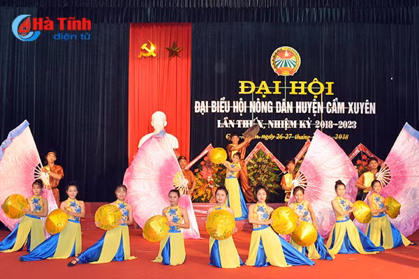 nong dan cam xuyen dong gop 217 ty dong xay dung ntm