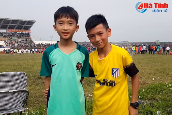 4 000 nam thieu nien ha tinh tham gia tuyen sinh vao pvf