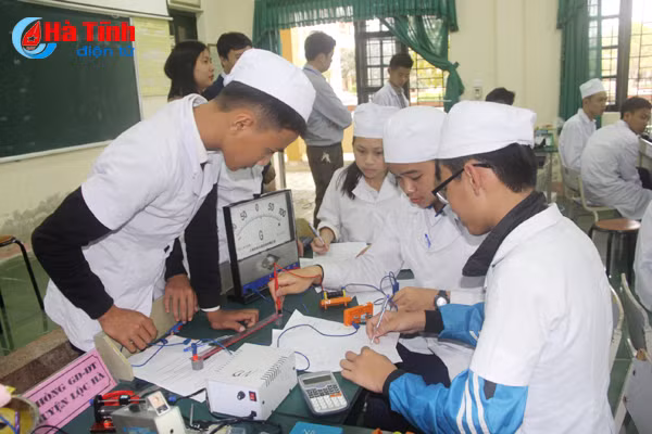 520 hoc sinh ha tinh du ky thi hoc sinh gioi tinh lop 9