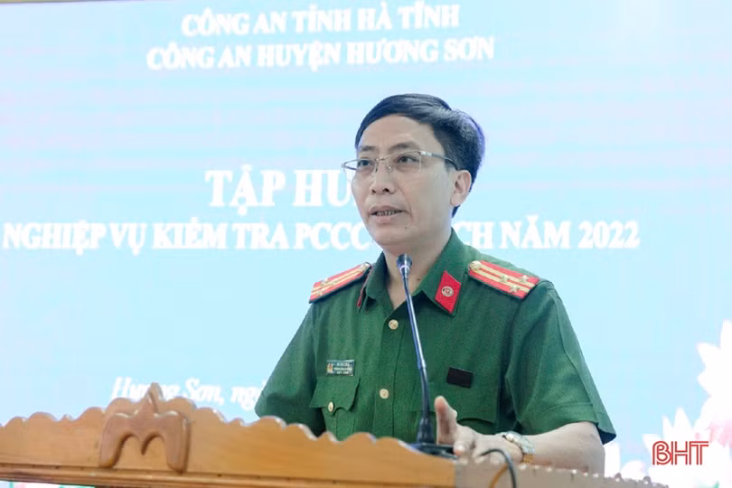 Nâng cao kỹ năng nghiệp vụ PCCC cho lực lượng công an huyện Hương Sơn