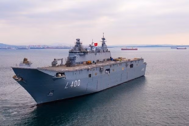 Tàu chiến Thổ Nhĩ Kỳ lần đầu tiên cập cảng Israel sau hơn 10 năm