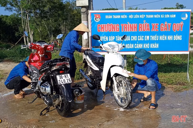 Trẻ em Hà Tĩnh đón Trung thu ấm áp, an lành