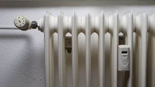 Người bật lò sưởi, bình nước nóng cao quá mức có thể bị phạt tù ở Thụy Sĩ