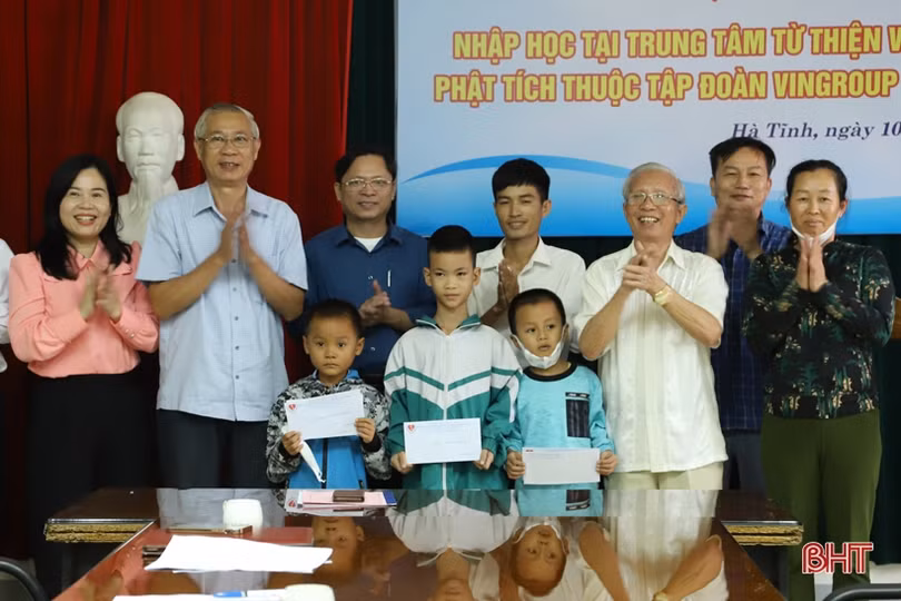 Tập đoàn VinGroup “chắp cánh ước mơ” cho trẻ em nghèo Hà Tĩnh